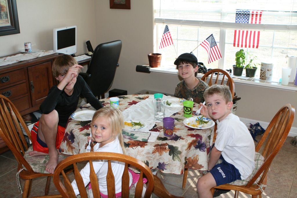 2011-11-24-Thanksgiving at T&S Home-03.jpg